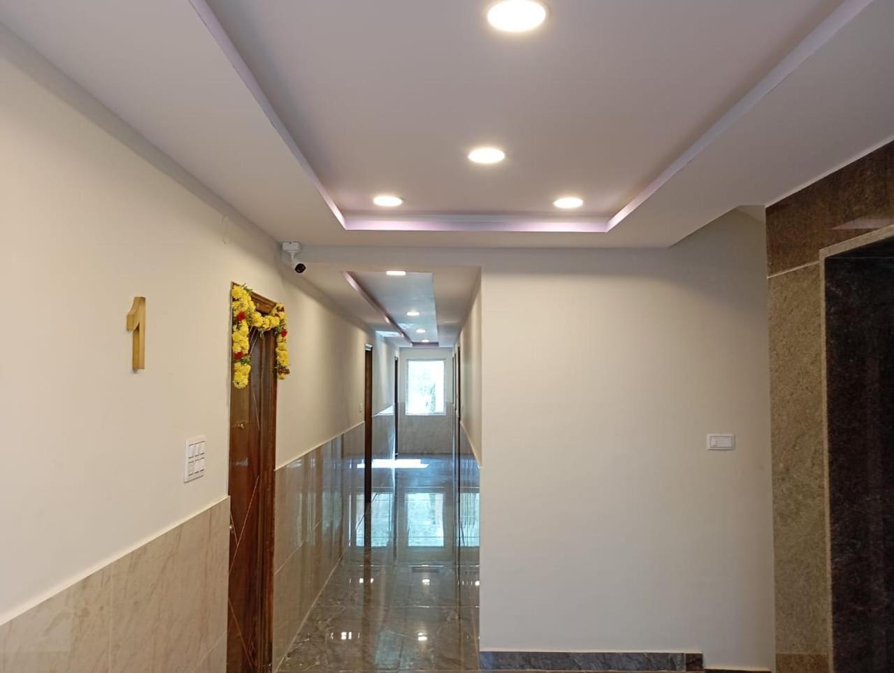 Aadya Inn New Luxury Hotel Tirupati Exterior photo